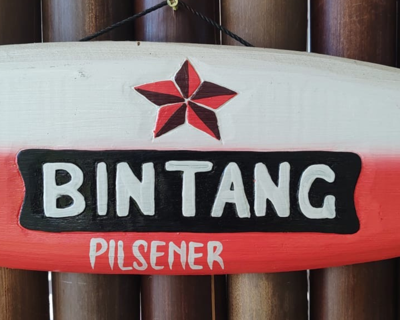 Planche Bintang — détail étoile peinte