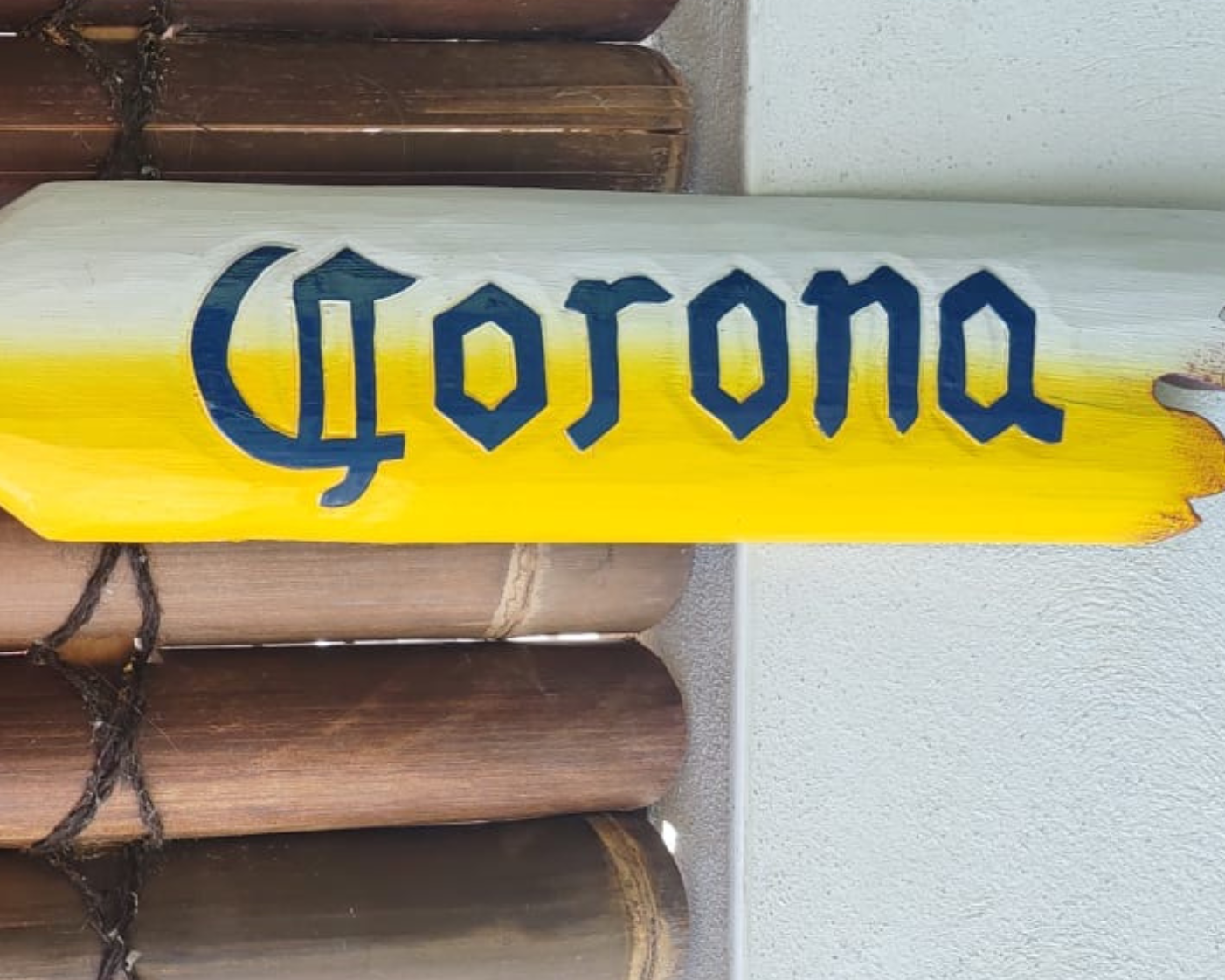 Planche Corona — gros plan lettrage